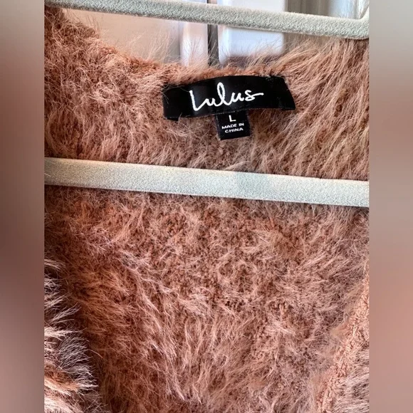 Tan Fuzzy Knit Oversized Sweater, Sz L - Picture 6 of 6